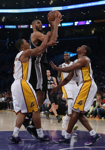 显得有些犹 显得有些犹